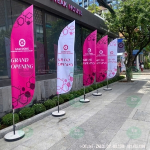 Hướng dẫn thiết kế & in cờ phướn khai trương đẹp – chuẩn thương hiệu, tiết kiệm chi phí
