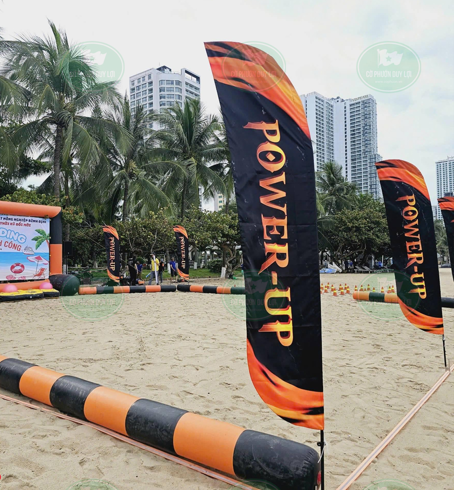 co-phuon-cho-resort-bai-bien