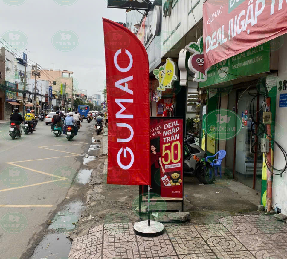 cờ phướn cửa hàng thời trang