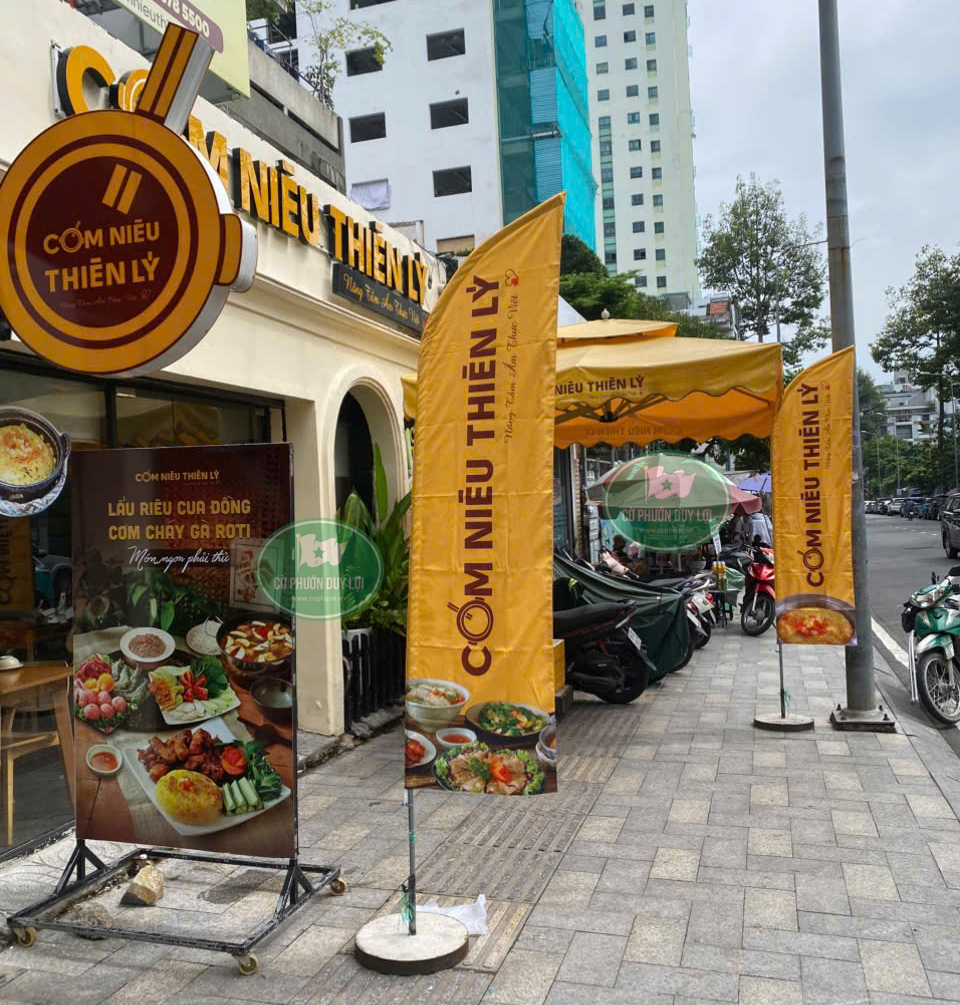 cờ phướn nhà hàng
